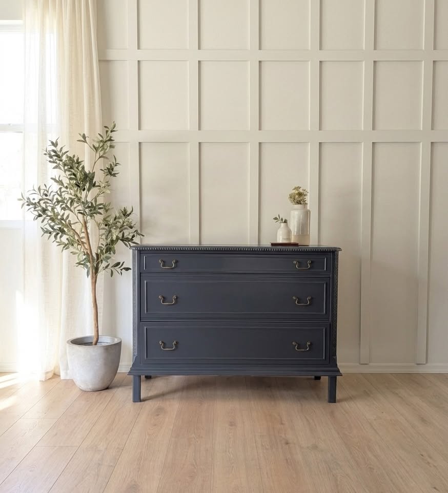 1930s–40s Cavalier Bedroom Set