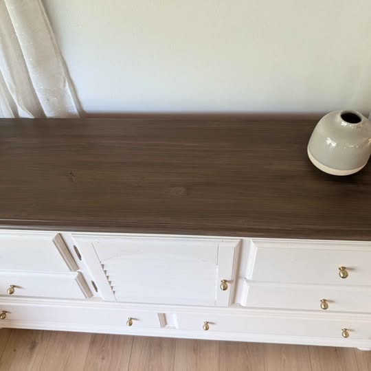 Sophisticated Solid Wood Bedroom Set by Rotta