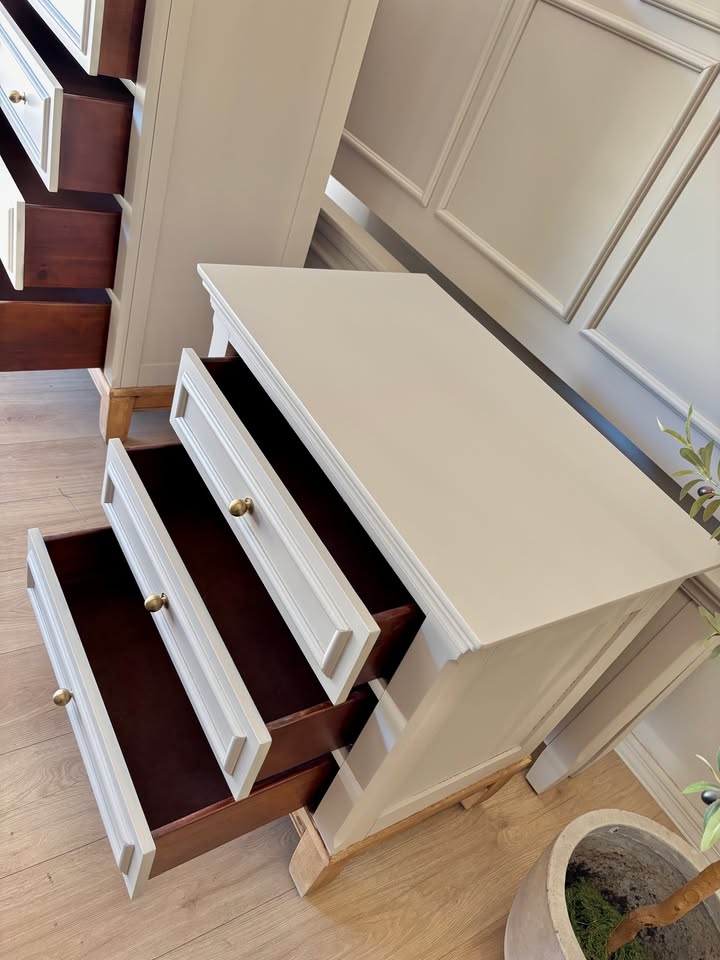 Queen Bed Frame, 1 Nightstand and Tall Dresser - Bedroom Set