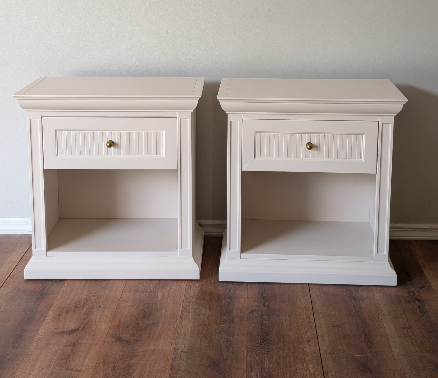 Fluted | Open Nightstand Set